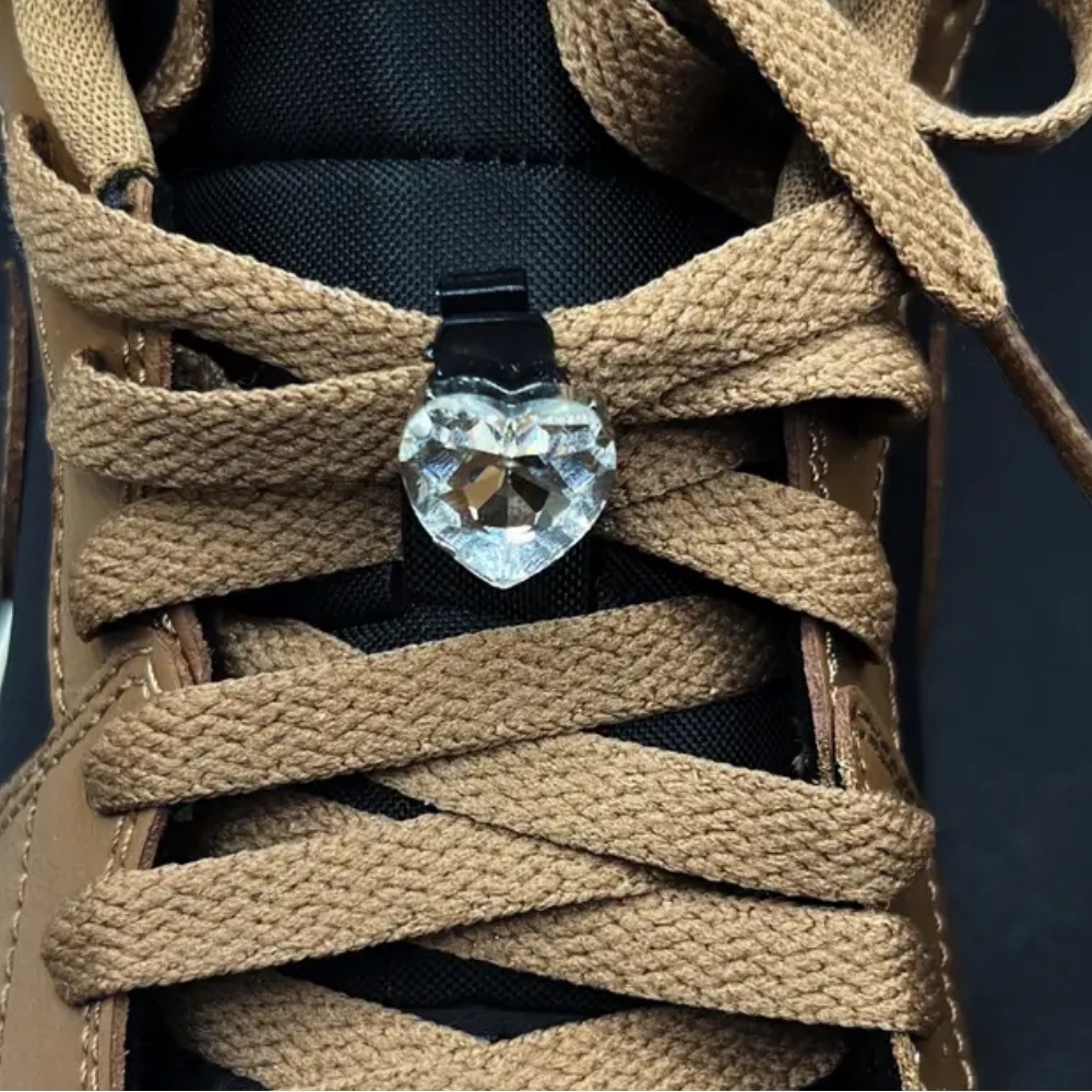 Clip On Jeweled Heart Shoe Accessories